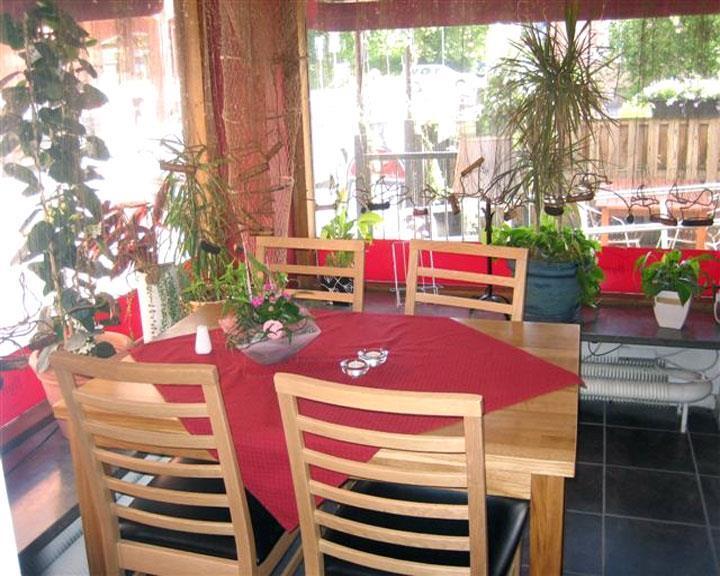 Hotell Aqva Restaurang & Bar Ett Biosfarhotell Med Fokus Pa Hallbarhet Mariestad Restaurant photo